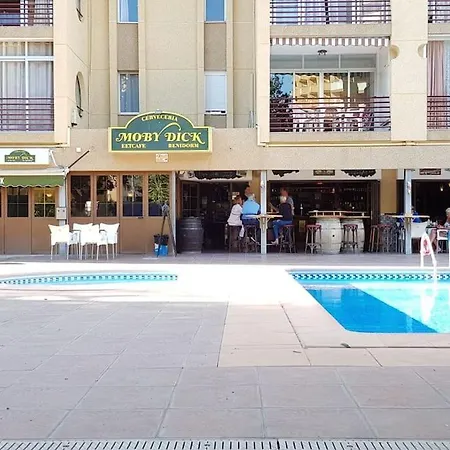 Mobydick 10b * בנידורם